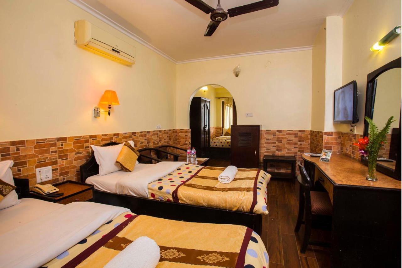 Hotel Trip โพคารา ภายนอก รูปภาพ