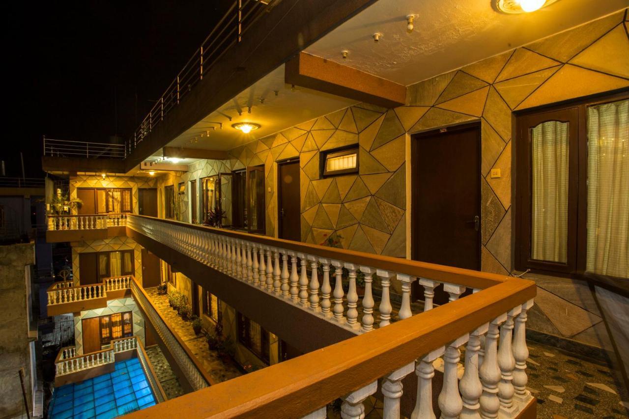 Hotel Trip โพคารา ภายนอก รูปภาพ