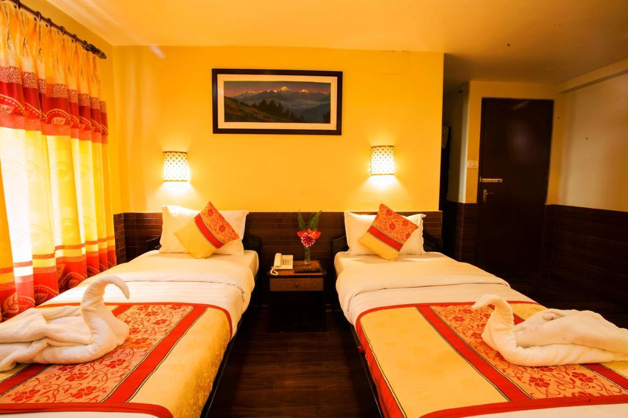 Hotel Trip โพคารา ภายนอก รูปภาพ