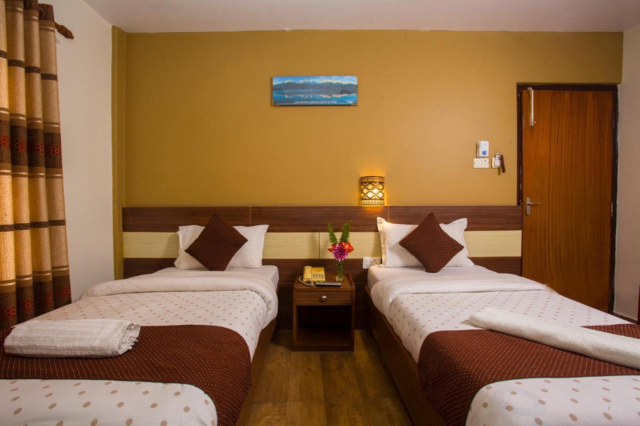 Hotel Trip โพคารา ภายนอก รูปภาพ